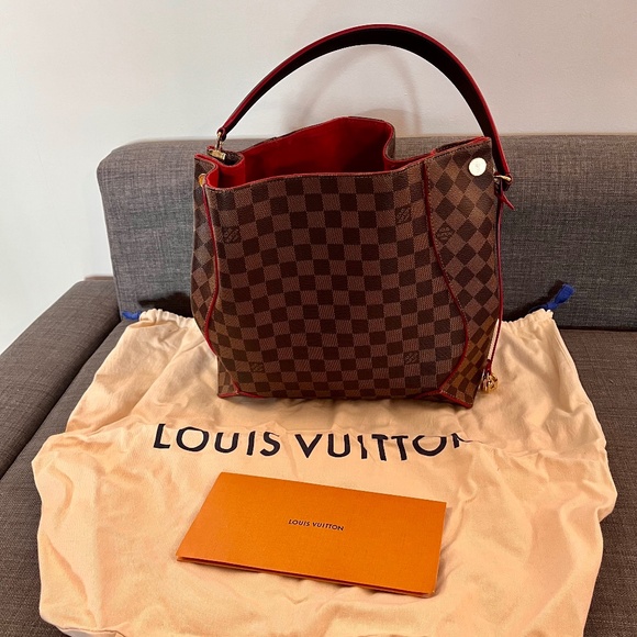 Louis Vuitton Caissa Hobo in Damier Ebene & Red - Picture 2 of 10
